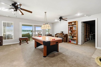 BREATHTAKING LAKEFRONT LIVING ON HURRICANE LAKE! From the moment - photo 31