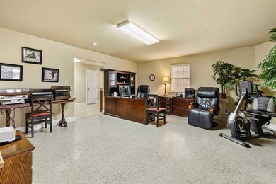 BREATHTAKING LAKEFRONT LIVING ON HURRICANE LAKE! From the moment - photo 34