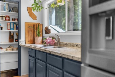 Tucked beneath towering redwoods on a full acre, this 2-bedroom - photo 8