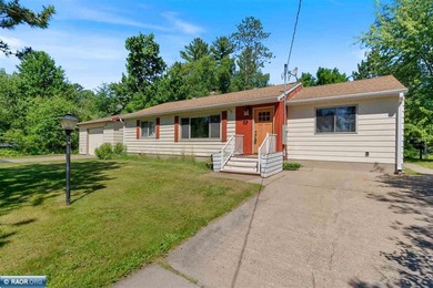 Welcome to coveted Fayal Township! This beautifully updated home - photo 1