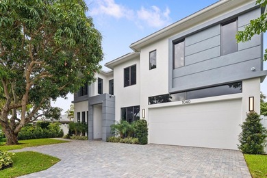 Perfectly positioned in the highly desirable Lake Floresta - photo 1