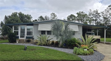 Lake Home For Sale in Zellwood, Florida