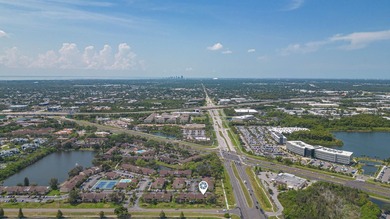Welcome to Village Lake Condominiums in St. Petersburg! This 2 - photo 2