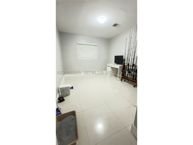 Build on 2021 - No HOA! Beautifully maintained 3-bedroom, 2-bath - photo 12