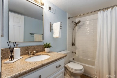 Welcome to the PENTHOUSE level at Elm Plaza in Long Beach, the - photo 15