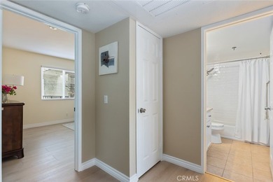 Welcome to the PENTHOUSE level at Elm Plaza in Long Beach, the - photo 16