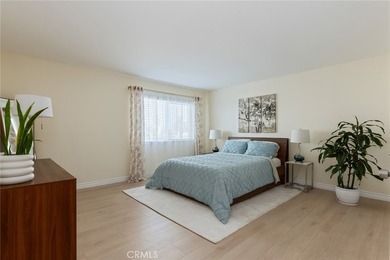 Welcome to the PENTHOUSE level at Elm Plaza in Long Beach, the - photo 24