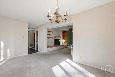 Located on Savannah's Southside, this single family home is set - photo 8