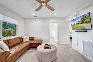 Beautifully maintained 3-bedroom, 2-bath home in highly - photo 4