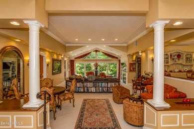 Experience refined Berkshire living at Coldbrooke East, where - photo 4