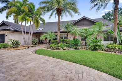 Welcome to one of Boca Raton's most sought-after gated golf - photo 6