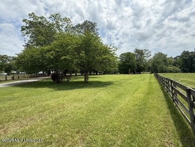 Welcome to Walnut Creek Farm - 840 I-55 South Frontage Road - photo 5