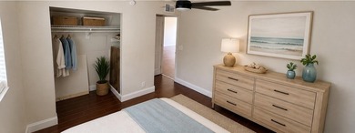 Waterfront living in the heart of North Palm Beach. This - photo 6