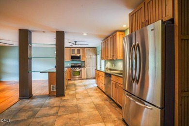 Major updates, great price! Come enjoy this poolside oasis in - photo 16