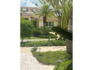 Set on one of Ocean Reef's most private and desirable waterfront - photo 36