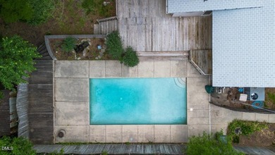 Major updates, great price! Come enjoy this poolside oasis in - photo 41
