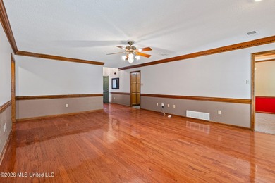 SINGLE LEVEL. LARGE PRIMARY SUITE. 3 BEDS + OFFICE. NEW GRANITE! - photo 7