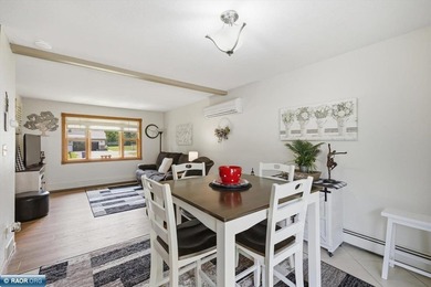 Welcome home to this beautifully maintained 4-bedroom, 2-bath - photo 7