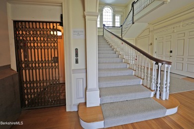 STUNNING VIEWS for as far as you can see from this modern unit - photo 5