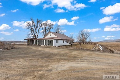 Farm, play, and live on 360 acres that border the Weiser River - photo 16