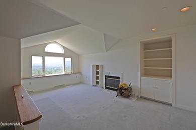 STUNNING VIEWS for as far as you can see from this modern unit - photo 7