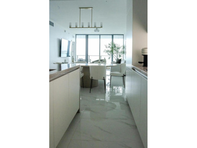 Luxury waterfront living at Aria Reserve South Tower in