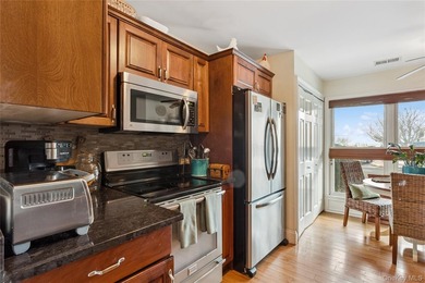 Experience premier waterfront living in the exclusive Island - photo 21