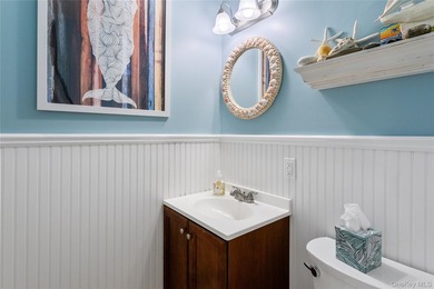 Experience premier waterfront living in the exclusive Island - photo 29