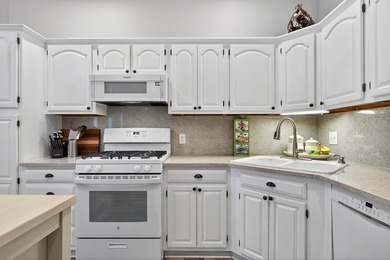 Welcome to 540 River Bend Drive in the desirable Fairways - photo 16