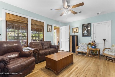 Wonderful Home Just Blocks from the Beach! Walking distance also - photo 7