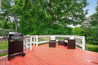 Welcome to 540 River Bend Drive in the desirable Fairways - photo 28