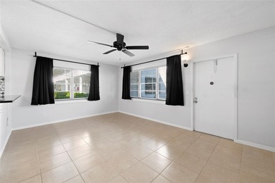 Spacious 1-bedroom, 1.5-bathroom condo conveniently located on - photo 5