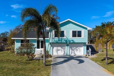 St. Lucie River Home For Sale in Port Saint Lucie Florida