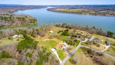 Chickamauga Lake Home For Sale in Sale Creek Tennessee
