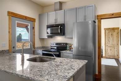 Introducing Mad Mountain Ranch, a very rare opportunity on 213 - photo 24