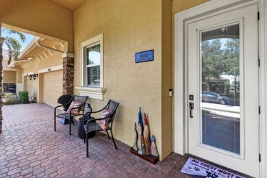 Meticulously maintained 2BR/2BA/2CG villa ideally located close - photo 10