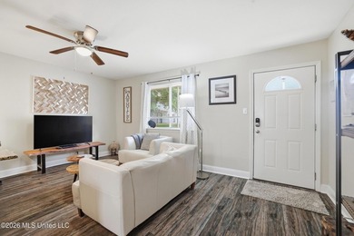 Turnkey Beachside Condo - fully furnished, active established - photo 5
