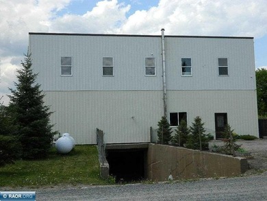 Located on Main Street in Littlefork, this building gives plenty - photo 7