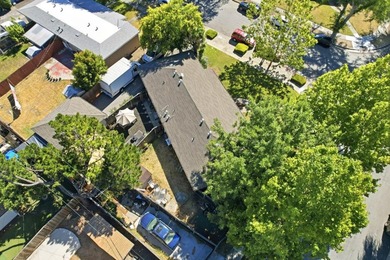 This property s a golden opportunity for investors or anyone - photo 9