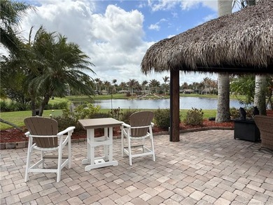 Exceptional oversized 2,749 sq. ft. pull-in lot offering - photo 19