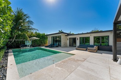 Welcome to 771 Fairway Dr, a stunning single-family residence in - photo 1