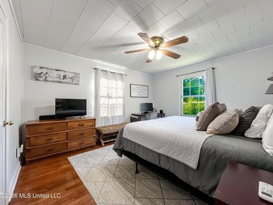 Coastal charm meets modern convenience in this beautifully - photo 23