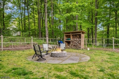 Charming ranch-style home offering 2 Bedrooms / 1 Bathroom in - photo 36