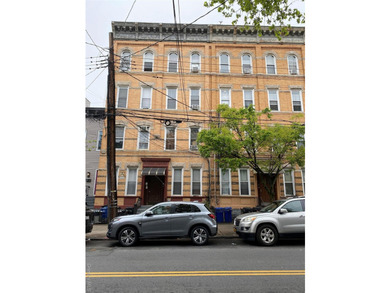 Solid 6% Return on Investment on this 8 Unit Income Generating - photo 1