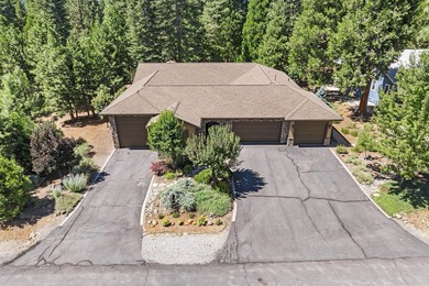 Welcome to your dream home, a perfect blend of elegance and - photo 3