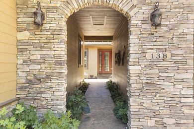 Welcome to your dream home, a perfect blend of elegance and - photo 4