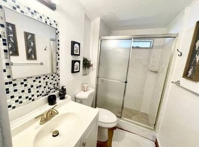 This move-in ready 1978 2 bedroom 2 bath home has been remodeled - photo 11