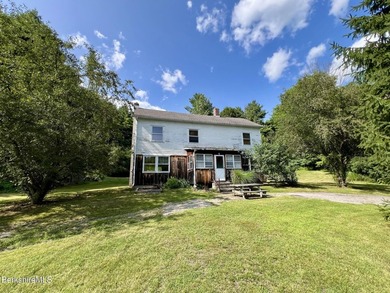 Great potential in a lovely setting. Located on a dead end, this - photo 1