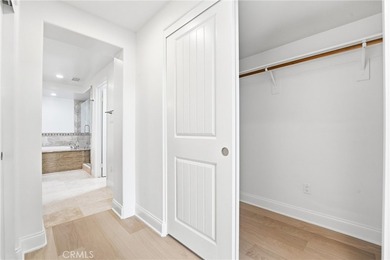 211 E Bay - photo 25