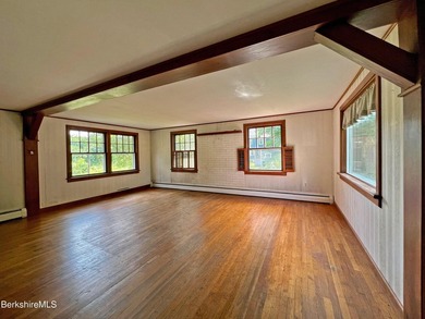 Great potential in a lovely setting. Located on a dead end, this - photo 7